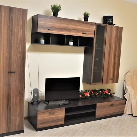 Apartamento У Князя Лева Поряд Площі Ринок At Duke'S Aparment Next To Rynok Square Leópolis Exterior foto
